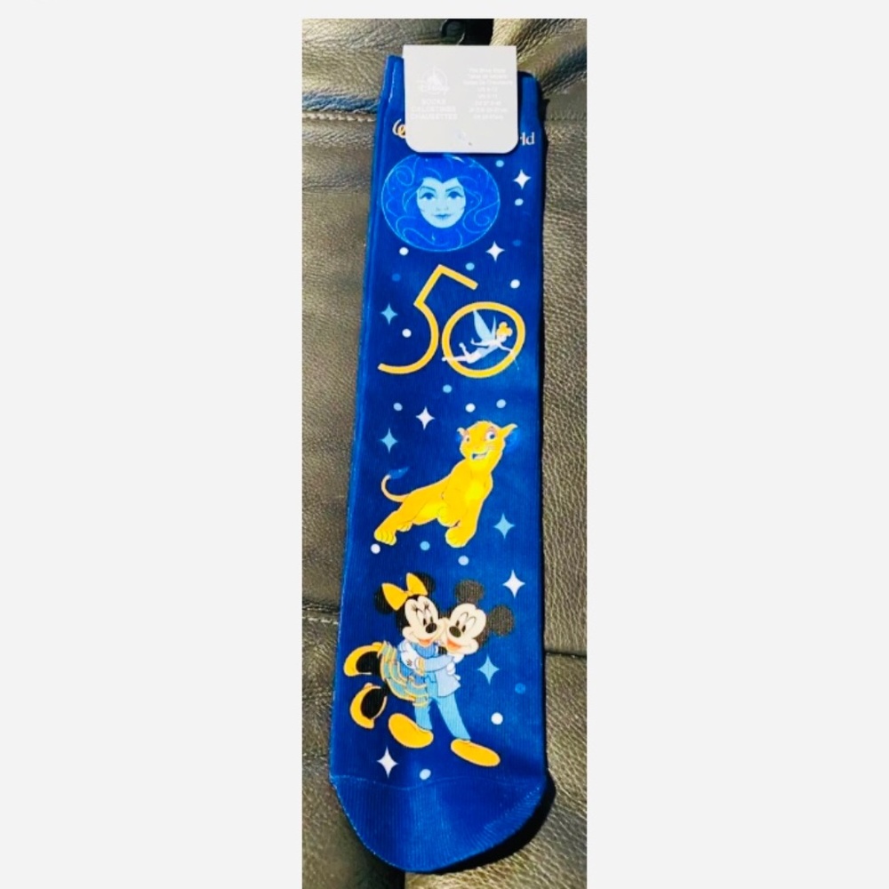 NWT Walt Disney World 50th Anniversary Socks Mickey Minnie Simba Tinkerbell